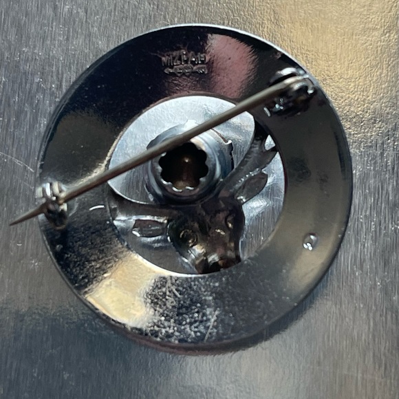 Mizpah Elk Silver Toned Faux Purple Gemstone  Brooch - Picture 4 of 6